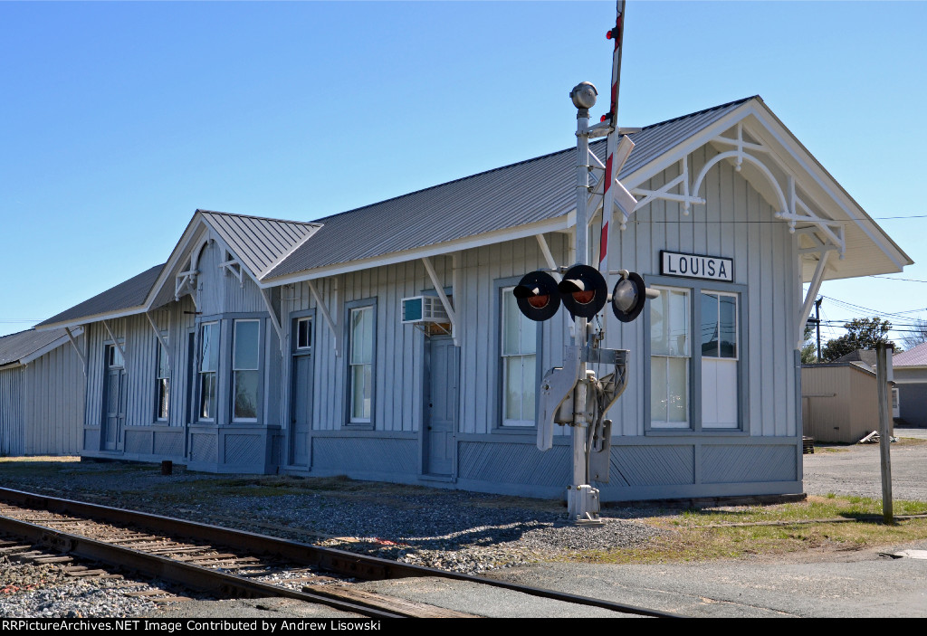 Louisa C&O Depot